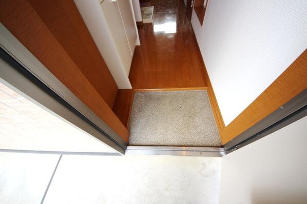 メインシティガーデン アイリスファームの物件内観写真